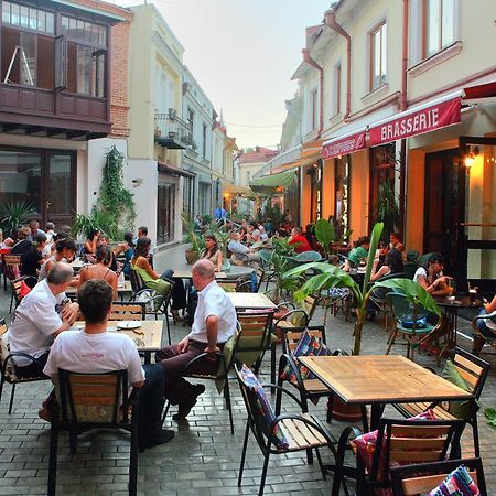 Homestay Nika Tbilisi Ngoại thất bức ảnh