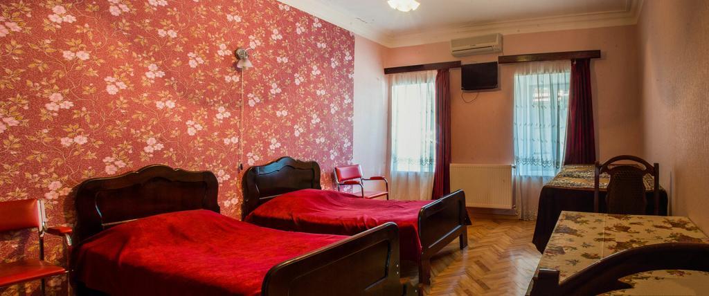 Homestay Nika Tbilisi Ngoại thất bức ảnh