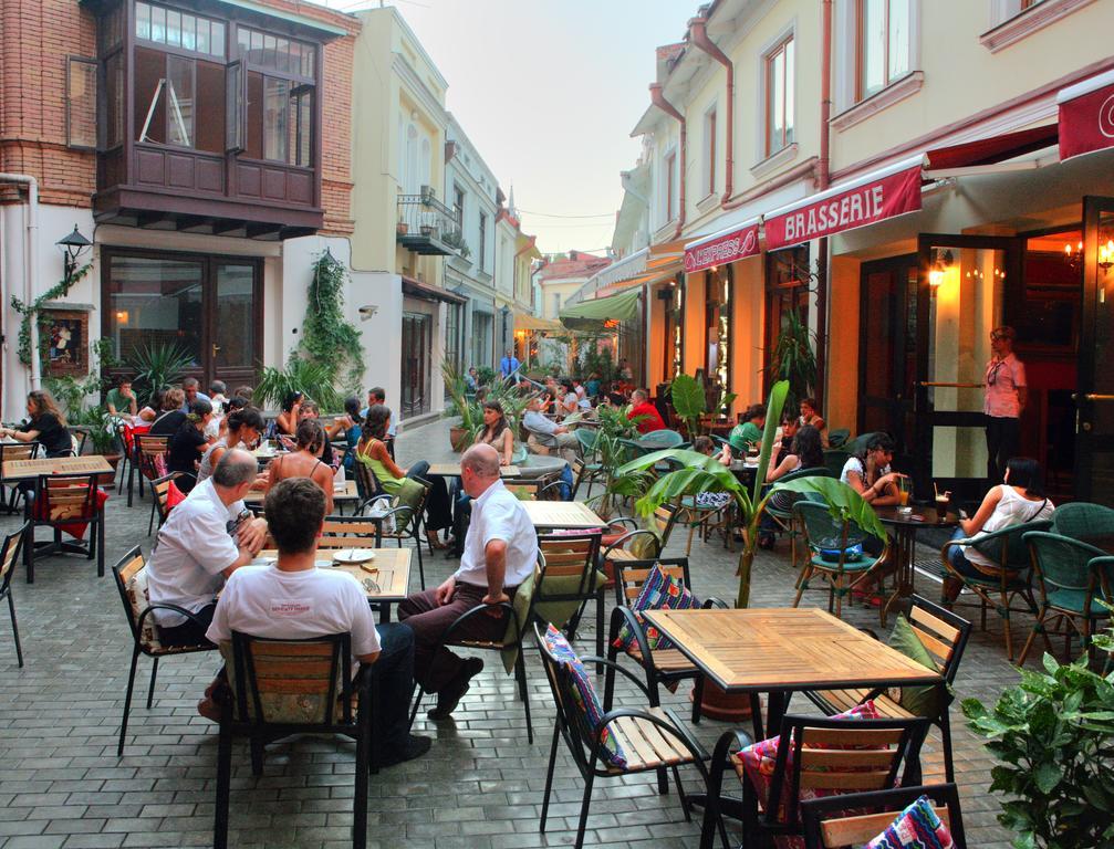 Homestay Nika Tbilisi Ngoại thất bức ảnh