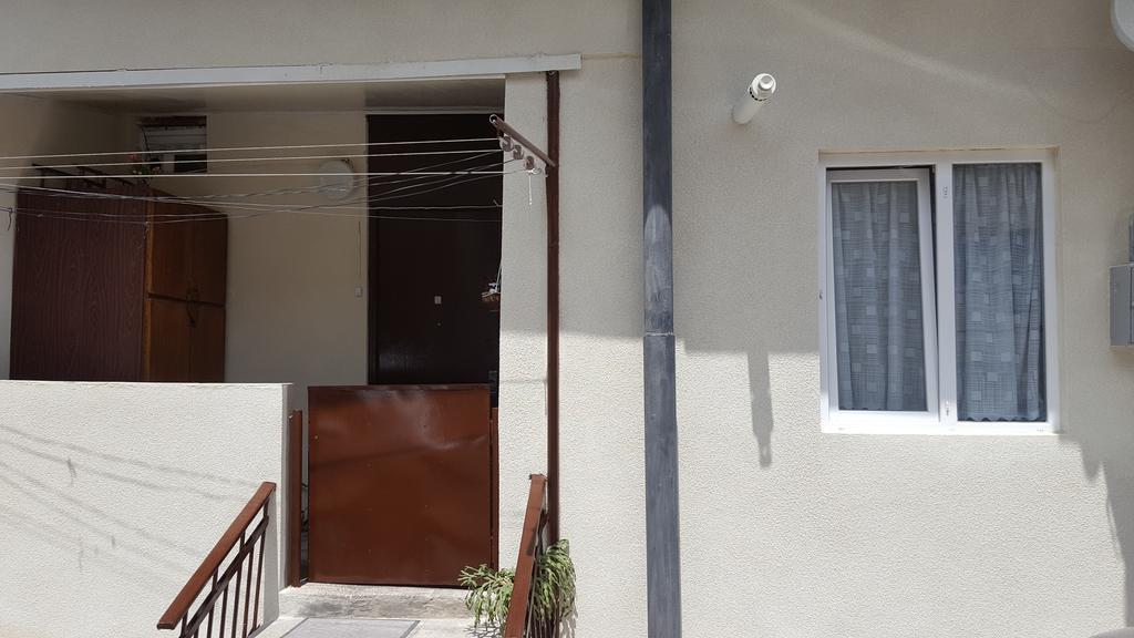 Homestay Nika Tbilisi Ngoại thất bức ảnh